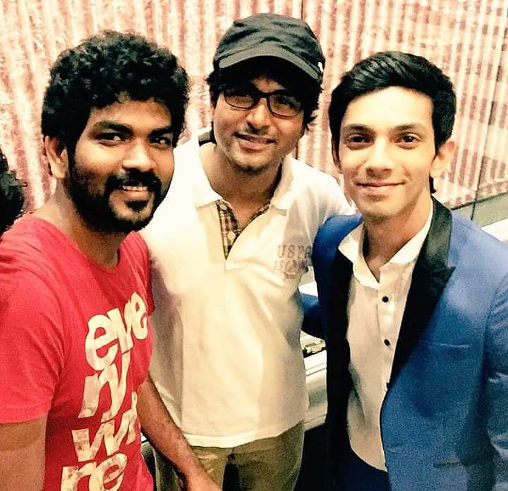 சிவகார்த்திகேயன் - விக்னேஷ் சிவன் கூட்டணியில் உருவாக இருந்த SK17 பட கதை தெரியுமா? வெளியானது LIC ஒன்லைன்!