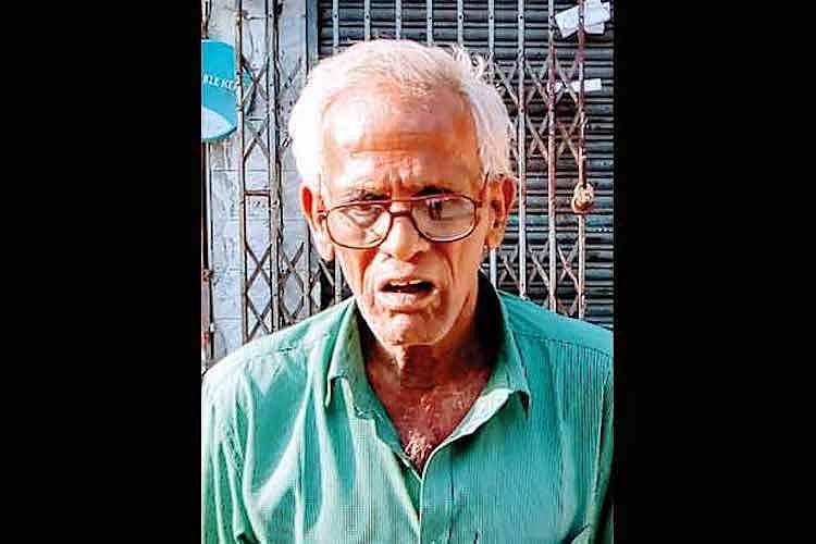 ”வெள்ளிக்குதான் குறி; ஆனா தங்கம்னா 2, 4 பவுன்தான்” யார் இந்த சில்வர் சீனிவாசன்? - சுவாரஸ்ய தகவல்கள்!