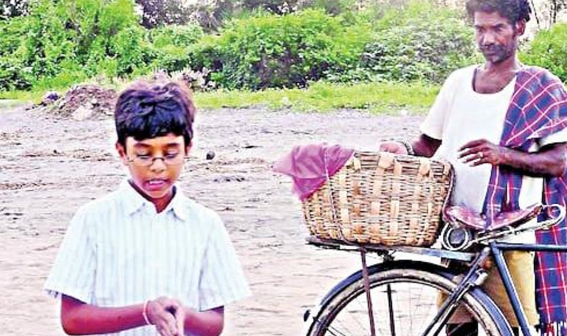 வேர்க்கடலை கடனை அடைக்க ஆந்திராவுக்கு பறந்த USரிட்டர்ன்; 12 ஆண்டுகளுக்கு முன் காக்கிநாடாவில் நடந்தது என்ன?