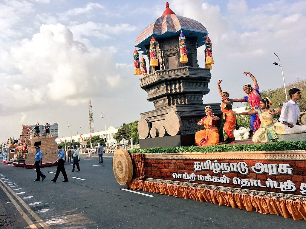 ஒன்றிய அரசுக்கு அணிவகுப்பு மூலம் பதிலடி... எப்படி இருக்கிறது நம்ம ஊரு ஊர்தி? #Album