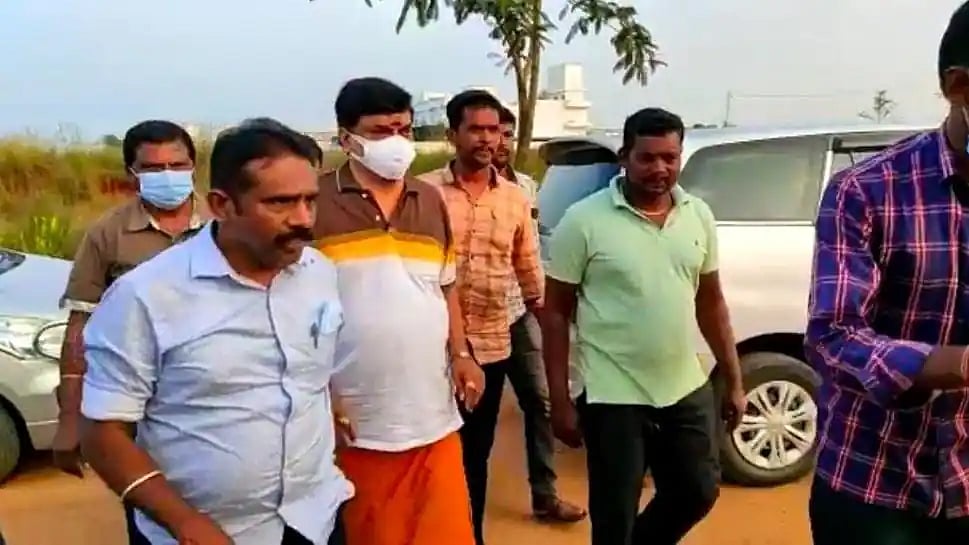 உதவிய பா.ஜ.க நிர்வாகி உள்ளிட்ட 4 பேரும் கைது.. விருதுநகர் நோக்கி விரையும் தனிப்படை போலிஸ்- அடுத்தது என்ன?