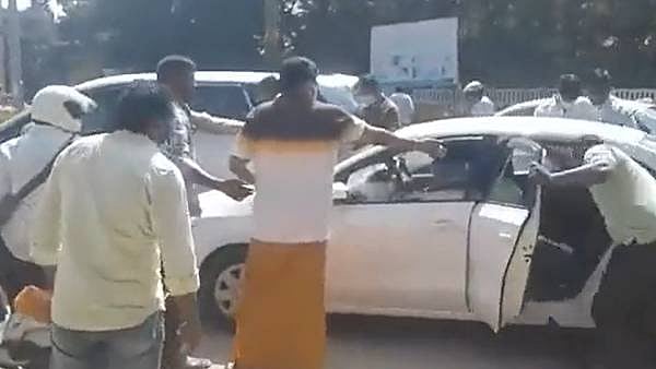 "ரேஸிங்.. சேஸிங்.." : ராஜேந்திர பாலாஜியை தனிப்படை போலிஸ் சுற்றி வளைத்தது எப்படி? - பரபர பின்னணி!