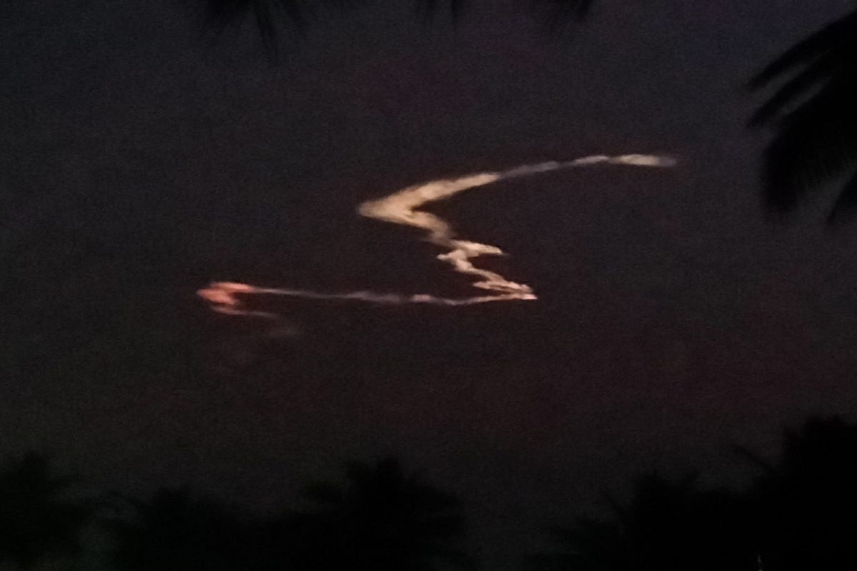 “வானத்துல ஏதோ வெளிச்சம்.. வேற்று கிரக விண்கலமா?” : பதறிப்போய் கேள்வி கேட்டவருக்கு இஸ்ரோ சொன்ன பதில்!