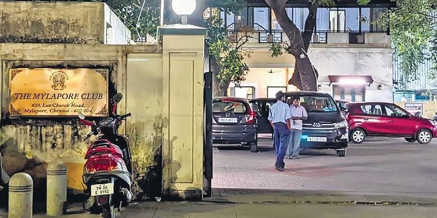 ரூ.4 கோடி வாடகை பாக்கி; மயிலாப்பூர் கிளப் பூட்டி சீல் வைப்பு; அறநிலையத்துறை அமைச்சர் அதிரடி!