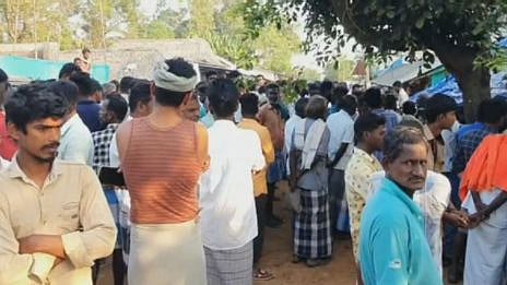 காதல் விவகாரம்.. மனைவி, 2 மகள்களை கொலை செய்துவிட்டு தந்தை தூக்கிட்டு தற்கொலை : நாகையில் நடந்த சோகம் !