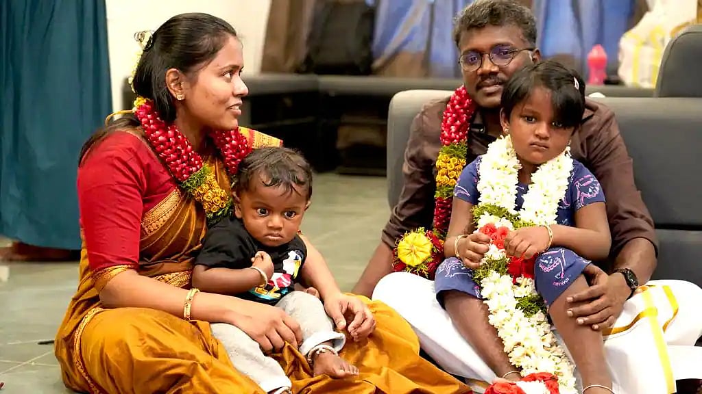 சென்னையில் புதுமனை புகுவிழா கொண்டாடிய மாரி செல்வராஜ்: நேரில் சென்று வாழ்த்து கூறிய உதயநிதி ஸ்டாலின்!