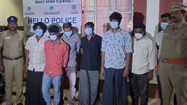 40 கஞ்சா பொட்டலத்துடன் சுற்றி வந்த நாம் தமிழர் வேட்பாளர்.. ’காப்பு’ மாட்டிய போலிஸ்!