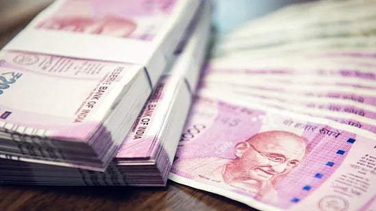 “மோடி கொடுத்த ரூ.15 லட்சம்” : தவறுதலாக வந்த பணத்தில் வீடு கட்டிய விவசாயி... வங்கி அதிகாரிகள் அதிர்ச்சி!