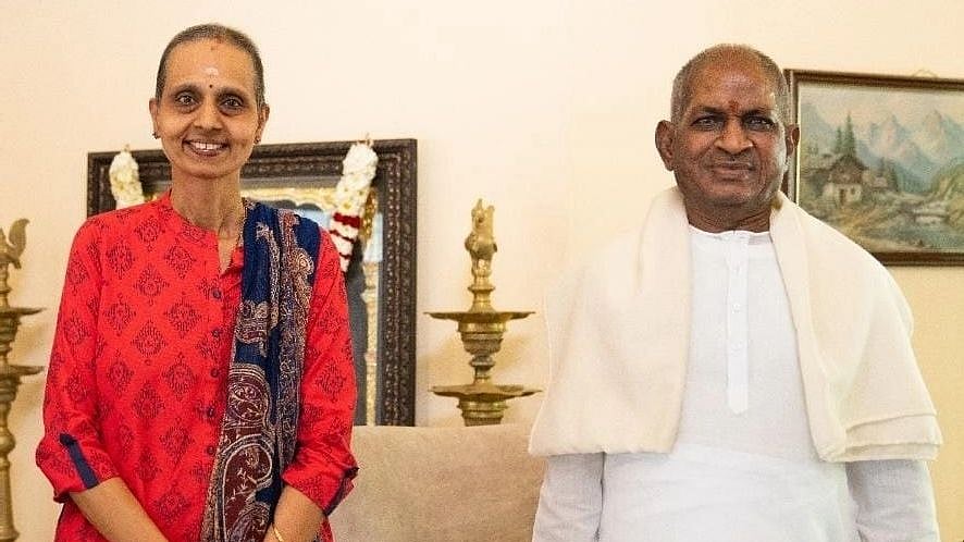 அறுவை சிகிச்சையின்போது “கற்பூர பொம்மை ஒன்று..” பாடிய சீதாலட்சுமிக்கு இன்ப அதிர்ச்சி கொடுத்த மருத்துவமனை!