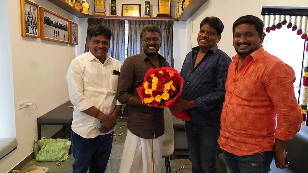 சென்னையில் புதுமனை புகுவிழா கொண்டாடிய மாரி செல்வராஜ்: நேரில் சென்று வாழ்த்து கூறிய உதயநிதி ஸ்டாலின்!