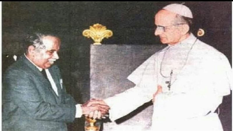 போப்பாண்டவரிடம் ஒரு போராளியின் விடுதலை வேண்டிய மனிதநேய வேந்தர்தான் நமது பேரறிஞர் அண்ணா: சரித்திர நிகழ்வு!