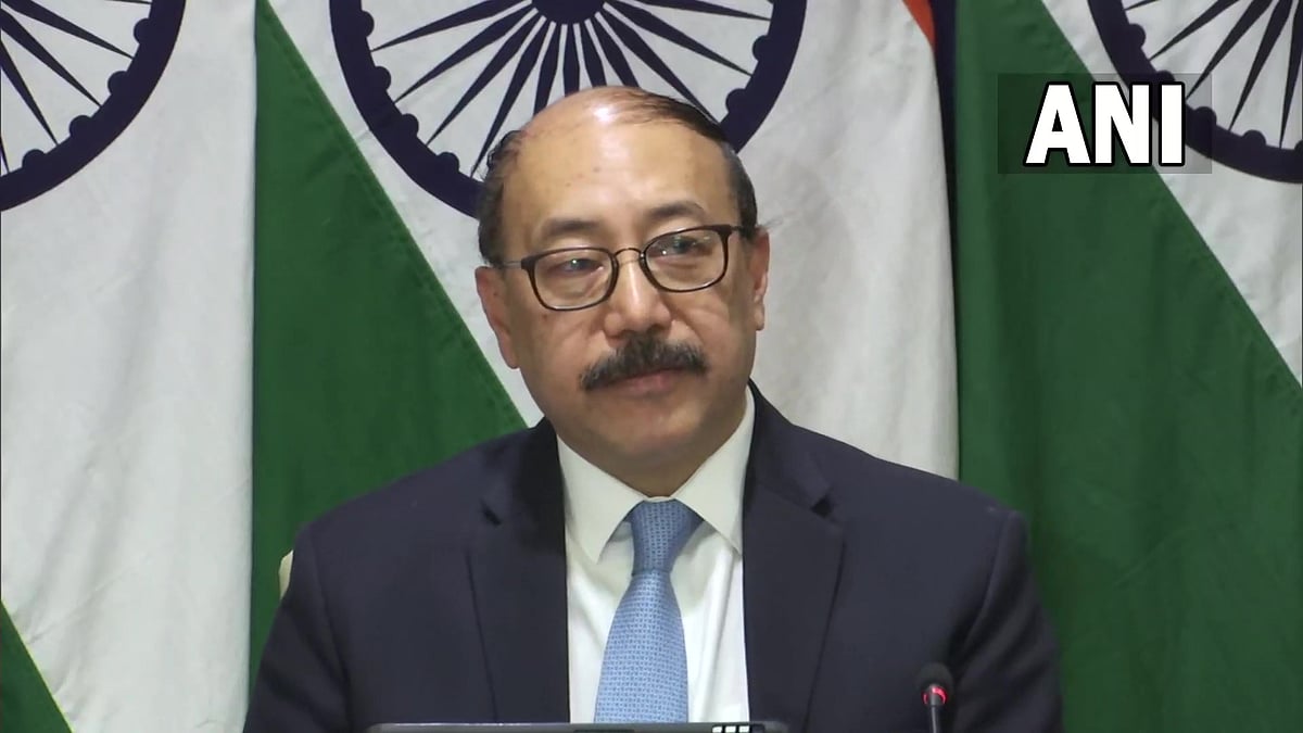 “புதினுடன் பிரதமர் மோடி பேசுவார்” : உக்ரைன் விவகாரம் குறித்து முக்கிய தகவலை வெளியிட்ட வெளியுறவு செயலர்!