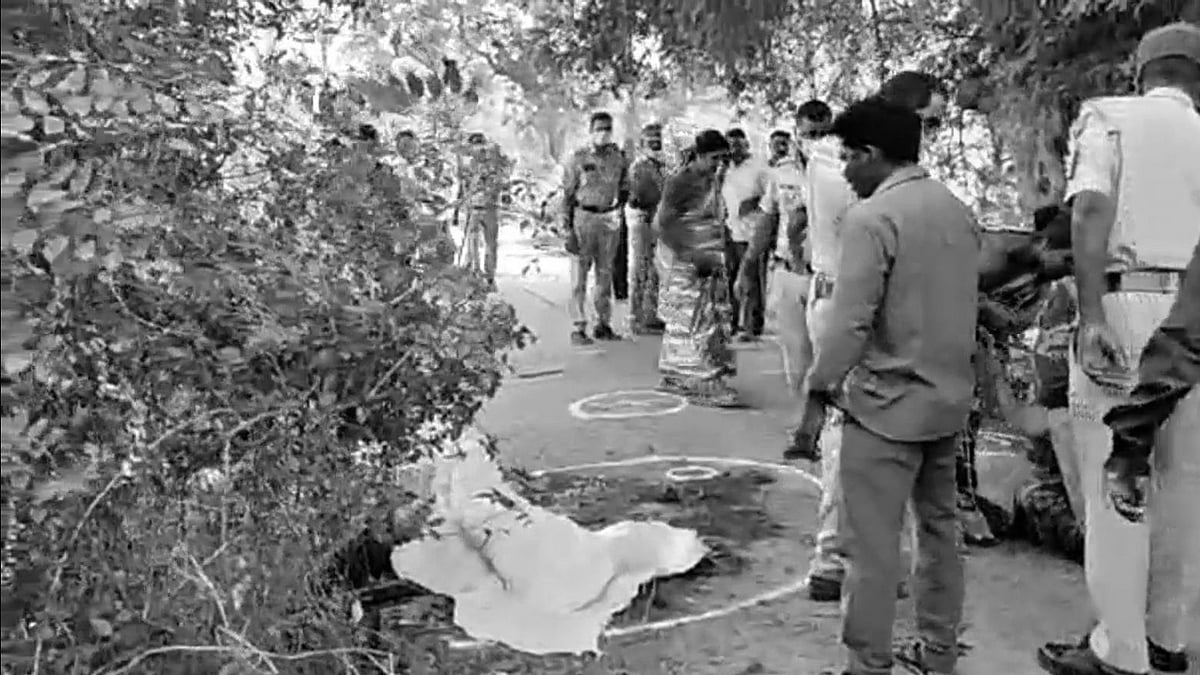 போதையில் தகராறு.. நண்பரை மது பாட்டிலால் நெஞ்சில் பலமுறை குத்தி கொலை செய்த கொடூரம் : பகீர் சம்பவம்!