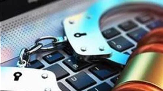 ரூ.300 கோடிக்கு பிட்காயின் வைத்திருந்தவரை கடத்திய கும்பல்.. கடத்தலுக்காகவே கோர்ஸ் படித்த கான்ஸ்டபிள்!