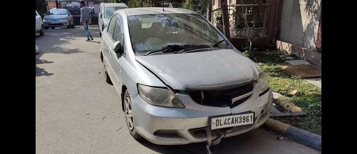 டெல்லியில் அடித்து உ.பி., பீகாரில் விற்பனை: சொகுசு காரில் வைத்து திருட்டு தொழில் - லாலா கேங்கின் பின்னணி?