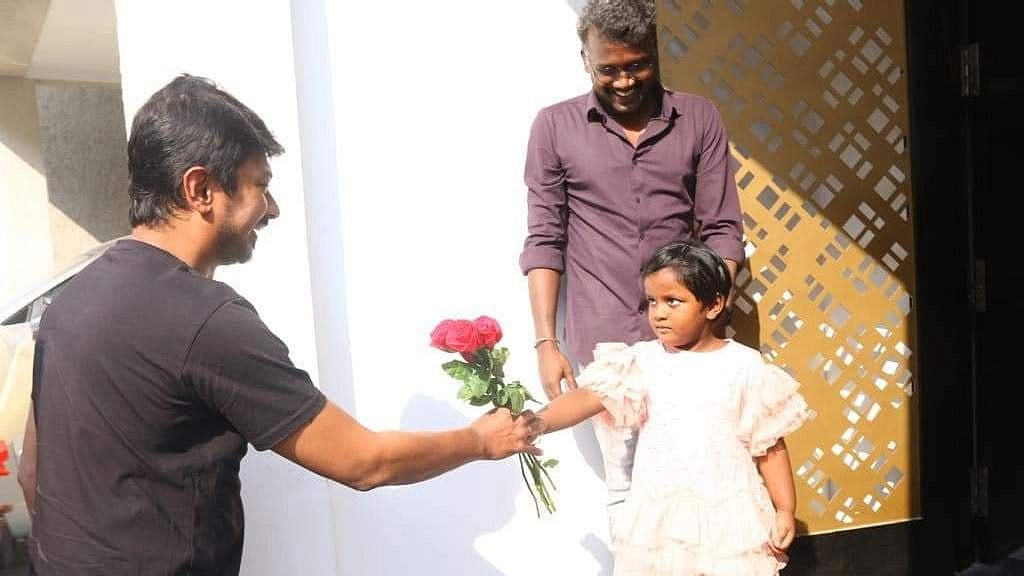 சென்னையில் புதுமனை புகுவிழா கொண்டாடிய மாரி செல்வராஜ்: நேரில் சென்று வாழ்த்து கூறிய உதயநிதி ஸ்டாலின்!