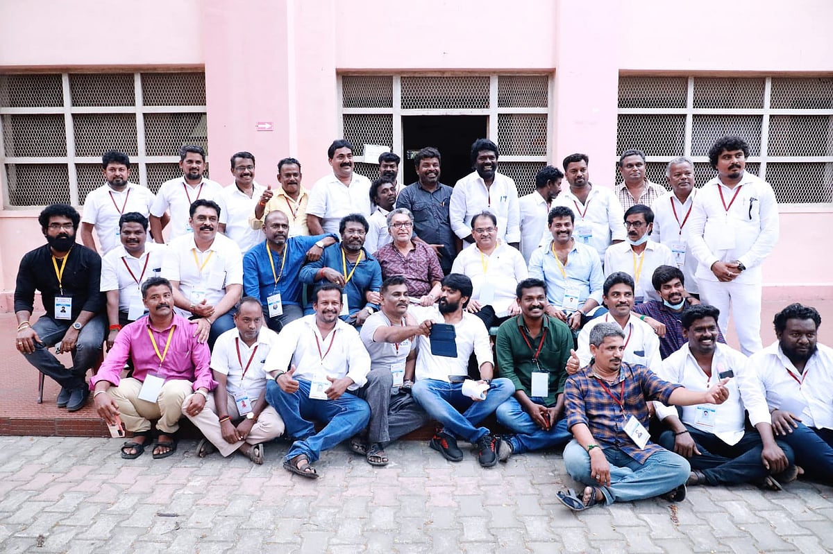 தென்னிந்திய நடிகர் சங்கத் தேர்தல்: வெற்றிக்களிப்பில் நாசர் அணி; யார் யாருக்கு எவ்வளவு வாக்கு கிடைத்தது?