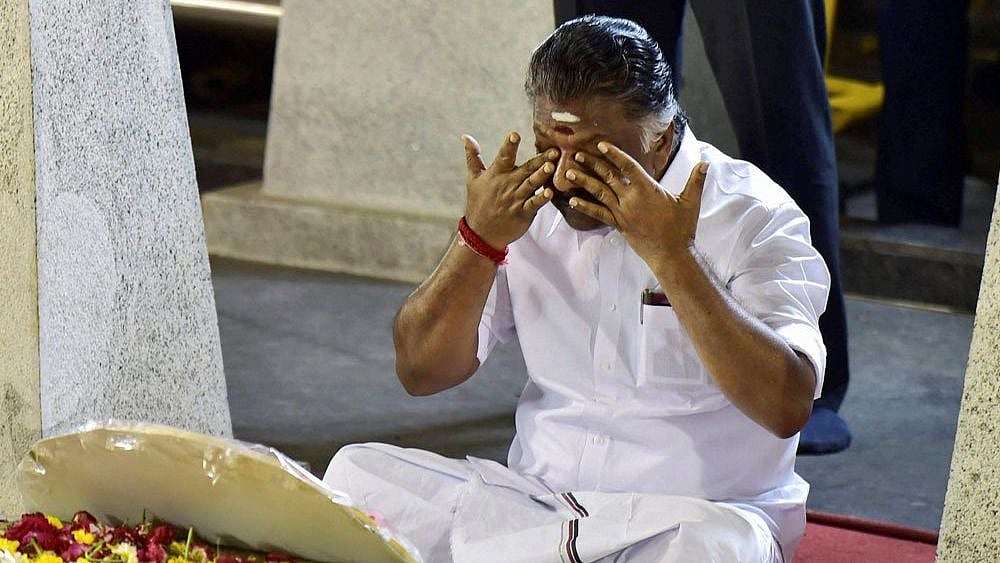 ஜெ., மரண வழக்கு: ‘ஆடு திருடு போன மாதிரி கனவு கண்டேன்’ : OPS வாக்குமூலத்தில் இடம்பெற்ற ‘தெரியாது’ எத்தனை?