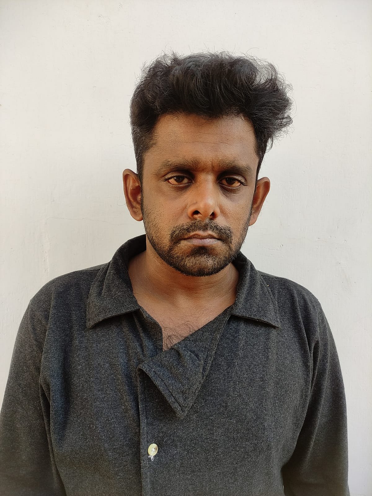 ”லண்டன்ல வேலை; என்ன கொஞ்சம் செலவாகும்..” - ரூ.38 லட்சத்தை அபேஸ் செய்த கோவை டெக்கி சிக்கியது எப்படி?