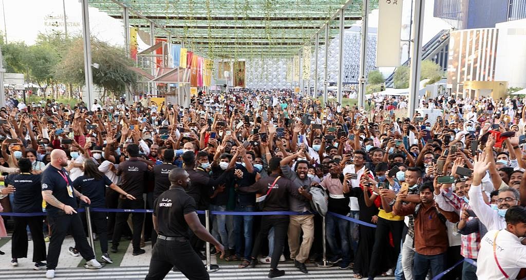 முதல்வர் மு.க.ஸ்டாலினை கொண்டாடும் துபாய் வாழ் தமிழர்கள் #ExclusivePhotos இங்கே..!