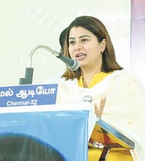 “கெத்தான CM-ஆக இருக்கிறார் முதலமைச்சர் மு.க.ஸ்டாலின்.. உங்களுக்கு ஒரு சல்யூட்” : நடிகை சங்கீதா புகழாரம்!