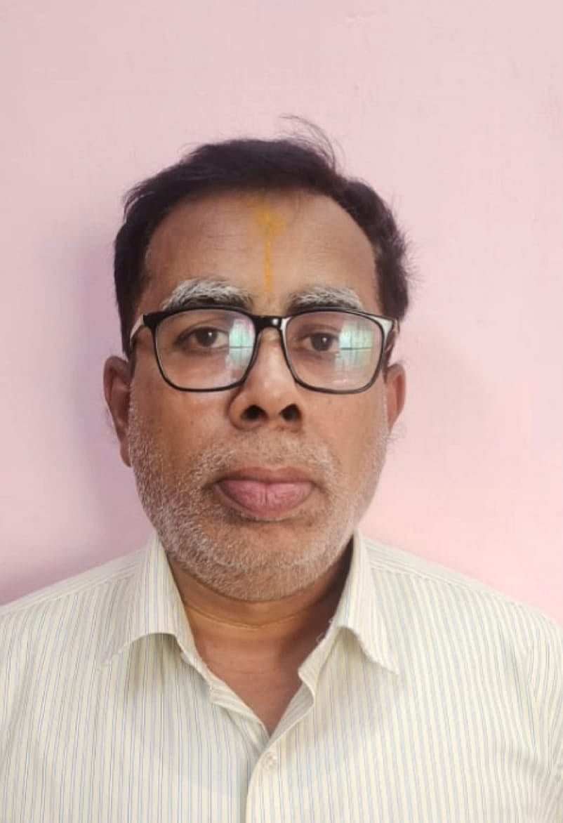 13 வயது மாணவிக்கு பாலியல் தொல்லை.. 55 வயது ஆசிரியர் போக்சோவில் கைது - போலிஸ் எடுத்த அதிரடி நடவடிக்கை! 