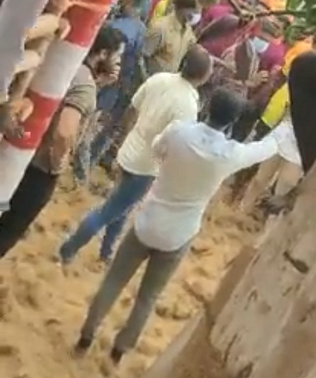 ’வாடிவாசல்’ களத்தில் நடிகர் சூர்யா : வைரலாகும் டெஸ்ட் ஷூட் புகைப்படங்கள்!