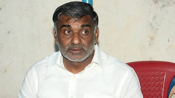 IT ரெய்டு Update : மாட்டிய அமைச்சர்களும்.. சிக்கிய தொகையும் - மக்கள் அறிந்து கொள்ள வேண்டிய ஊழல் பட்டியல்!