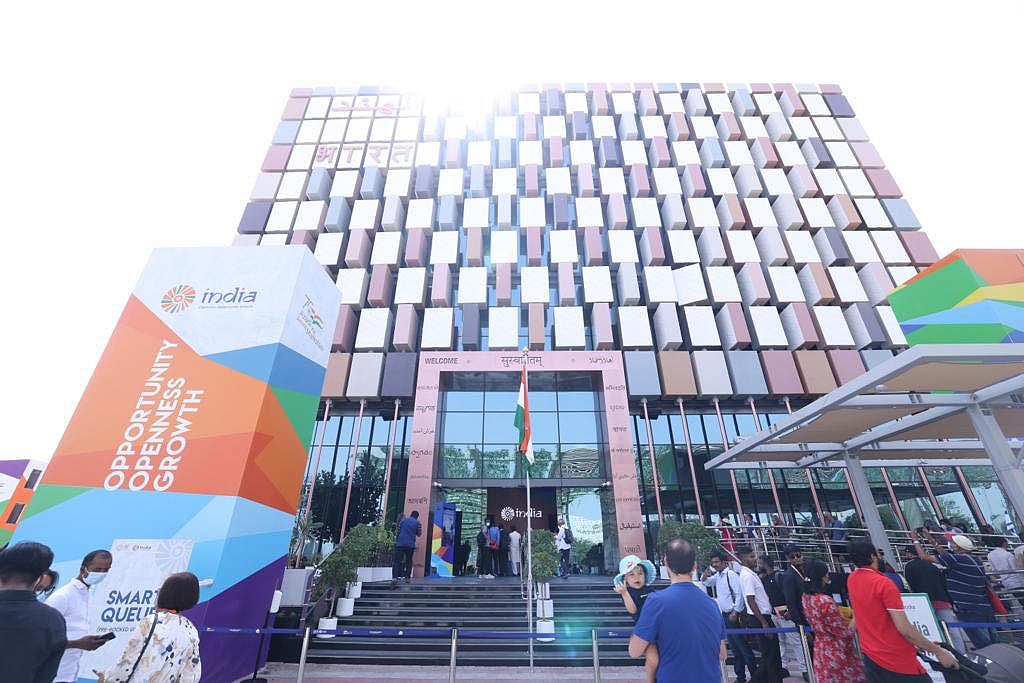 "துபாயில் இங்குதான் செல்லப்போகிறாரா முதலமைச்சர் ஸ்டாலின்?" : Expo2020 புகைப்படங்கள் இதோ..!