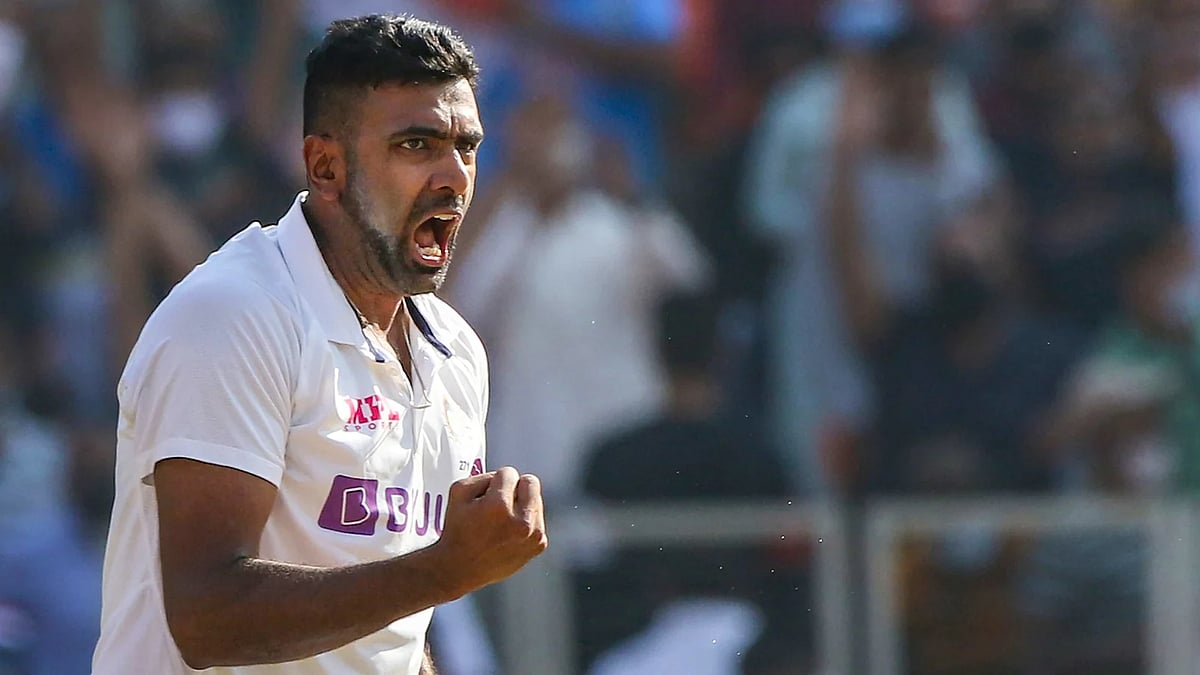 ‘WTC’ கிரிக்கெட் வரலாற்றில் முதல் வீரர்.. புதிய மைல்கல்லை எட்டி   வரலாற்று சாதனை படைத்த அஸ்வின் !