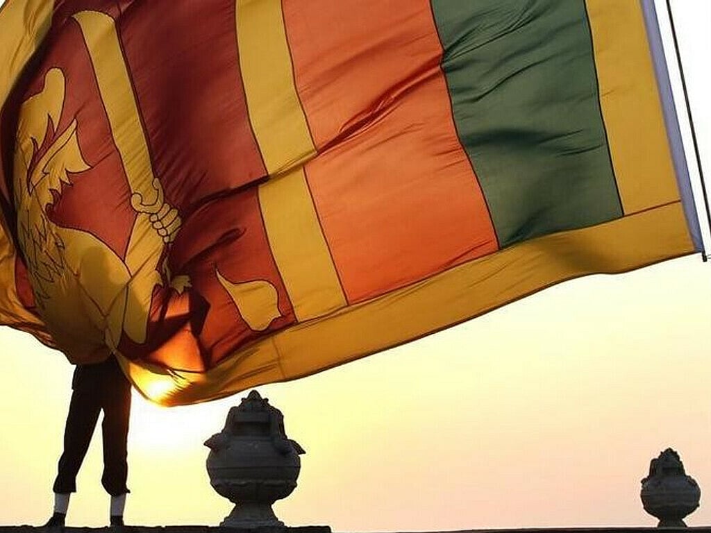 ”பேப்பர் வாங்க காசு இல்லை; அதனால தேர்வும் இல்லை” - இது இலங்கையின் அவலம்!