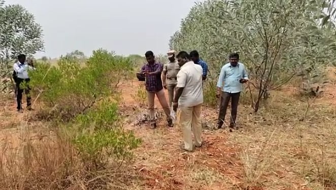 பிரபல ரவுடி நீராவி முருகன் என்கவுன்டர் செய்யப்பட்டது எப்படி? - சுற்றி வளைத்தபோது நடந்தது என்ன?