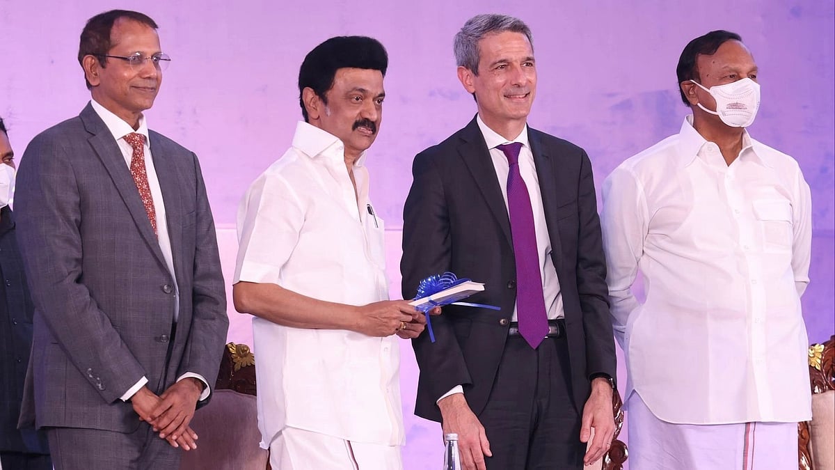 'Learn While Earn' : பிற நிறுவனங்களும் பின்பற்ற வேண்டிய திட்டம் - செயின்ட் கோபைன் நிறுவனத்தில் முதல்வர்!
