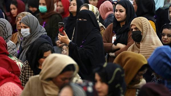 #5in1_World : “Facebook, Twitter-க்கு போட்டியாக சமூக வலைதளமா?” - எலான் மஸ்க்கின் திட்டம் என்ன?