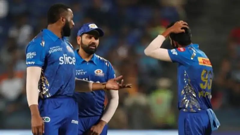 Mumbai Indians Playoff வாய்ப்பை இழக்கிறதா? தொடர்ச்சியாக 5 வது தோல்வி: மீளுமா அம்பானி அணி ?