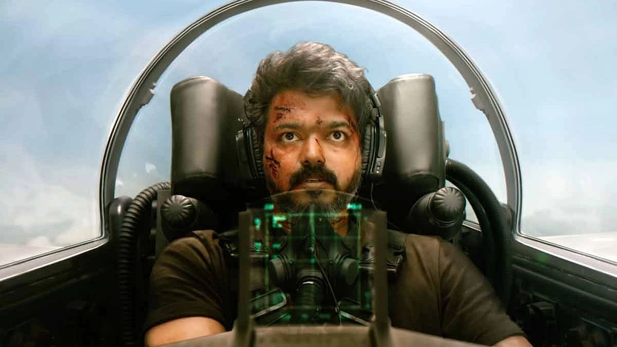 பீஸ்ட்-க்கு பதில் RRR காட்சி ஓடியதால் அதிர்ச்சி.. டார்ச் அடித்து ஆபரேட்டரை அலெர்ட் செய்த ரசிகர்கள்!