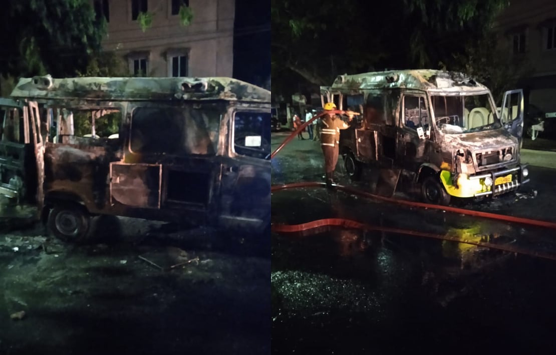 நோயாளியுடன் சென்ற தனியார் ஆம்புலன்ஸ் தீப்பிடித்து எரிந்து நாசம்: ஓட்டுநரின் செயலால் உயிரிழப்பு தவிர்ப்பு!