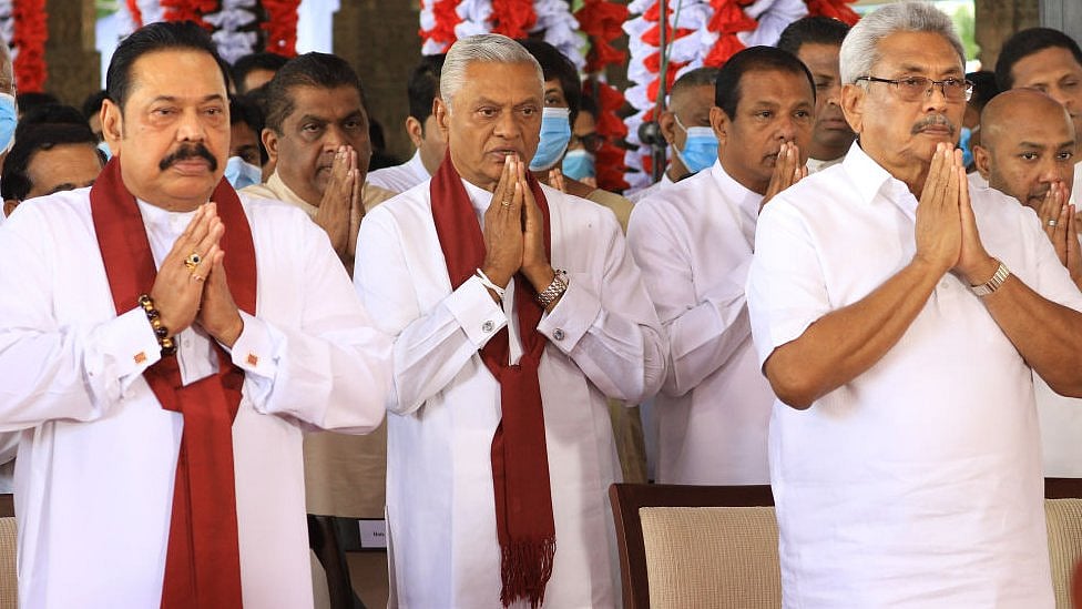 பிரான்சிலும் 'ஹிஜாப்' சர்ச்சை.. ஹிஜாப் அணிந்தால் அபராதம்? - இரண்டாக உடைந்த சரக்கு விமானம்! #5IN1_WORLD