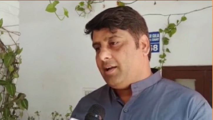 “பைக் விலை 71 ஆயிரம், நம்பருக்கு 15 லட்சம்.. நல்லா இருக்கு பார்ட்னர்ஷிப்” - அசரவைத்த தொழிலதிபரின் செயல்!