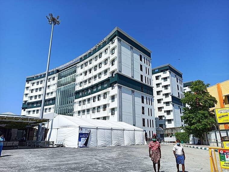 கொரோனா நோயாளிகளே இல்லாத சென்னை அரசு மருத்துவமனைகள்.. மு.க.ஸ்டாலினின் மக்களுக்கான ஆட்சிக்கு இதுவே சான்று!