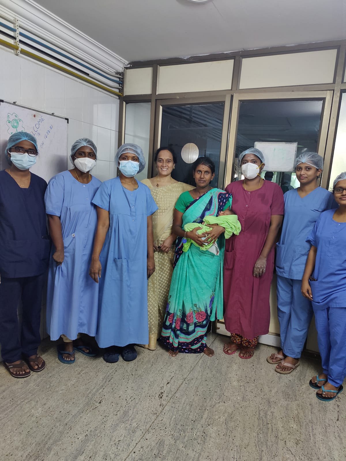 சிசுவுக்கு பாதிப்பில்லாமல் கர்ப்பிணியின் கட்டி அகற்றம்: எழும்பூர் அரசு மருத்துவர்கள் நிகழ்த்திய சாதனை!