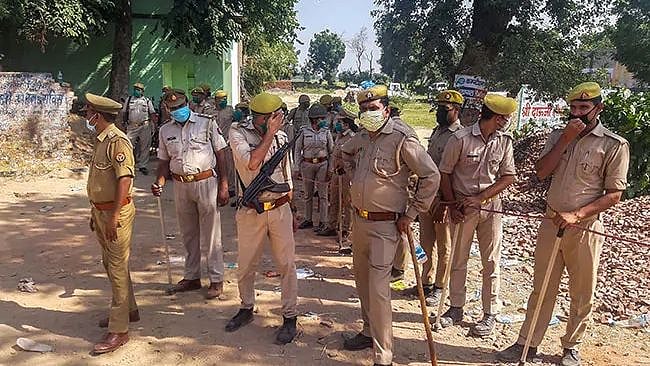 தனக்கு நேர்ந்த கொடுமையால் ஆத்திரம்.. சிறுவனை வன்கொடுமை செய்து HIV பரப்பிய பெண்!