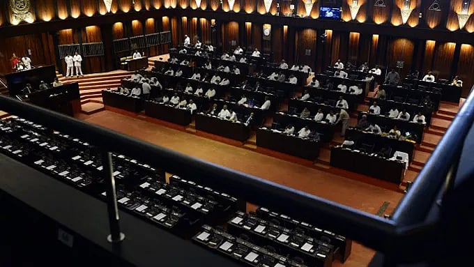 #5in1_World | பெரும் பணக்காரர்களுக்கு கூடுதல் வரி விதிக்கும் மசோதா... இலங்கை அரசின் முயற்சி வெல்லுமா?