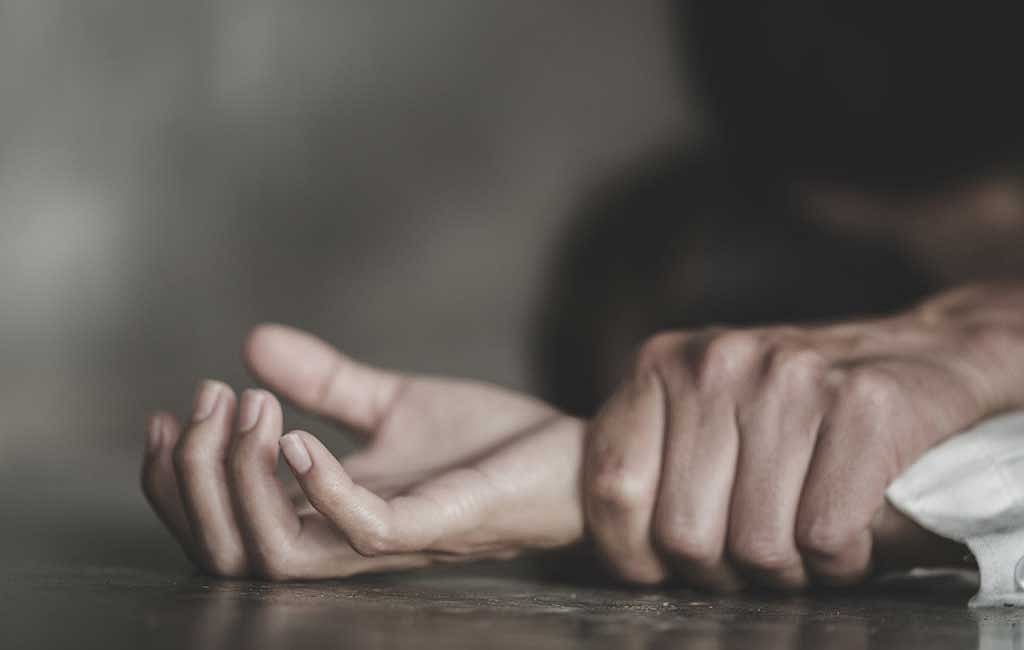 “டியூஷனுக்கு வந்த மாணவர்களுக்கு பாலியல் தொல்லை கொடுத்த ஆசிரியை”: வீடியோ எடுத்து மிரட்டல் - பகீர் சம்பவம்!