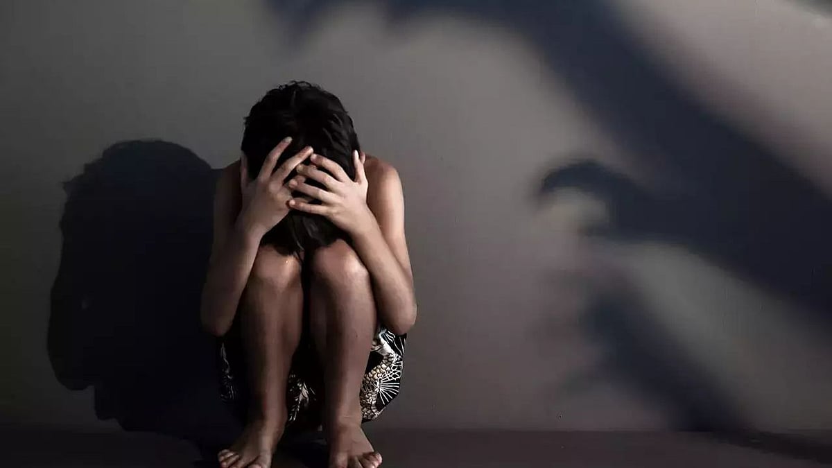 13 வயது சிறுமியை பாலியல் வன்கொடுமை செய்த 14 வயது சிறுவன்.. மகாராஷ்டிராவில் அதிர்ச்சி சம்பவம்!