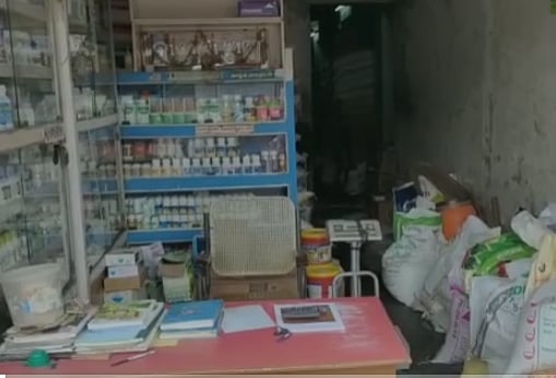 வீடு கட்டுவதற்காக வைத்திருந்த ரூ.5 லட்சத்தை கொள்ளையடித்த மர்ம நபர்கள்: சோகத்தில் மூழ்கிய உரக்கடை வியாபாரி