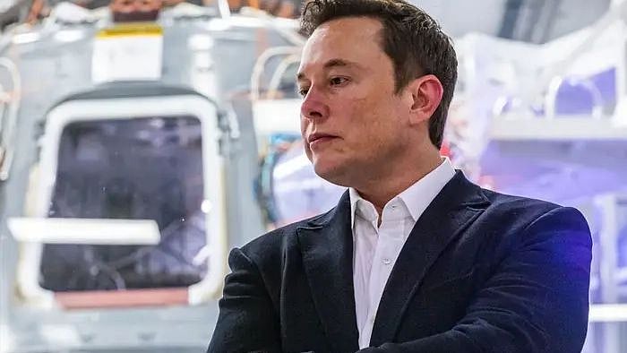 ட்விட்டரை வாங்கிவிட்டு டெஸ்லாவின் பங்கு விற்பனை.. எலான் மஸ்க்கின் திட்டம் என்ன? #5IN1_WORLD