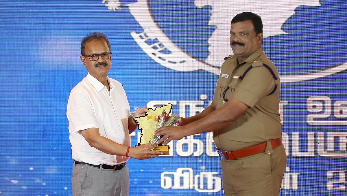 “சேலத்திற்கு பெருமை சேர்த்தவர்களை கொண்டாடிய கலைஞர் செய்திகள்” : “எங்கள் ஊர்; எங்கள் பெருமை” விருது விழா!
