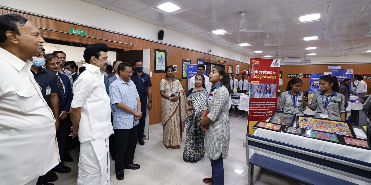 ”தமிழ்நாட்டிலும் மாதிரி பள்ளி அமைக்கப்படும்” - டெல்லி பள்ளியில் முதல்வர் மு.க.ஸ்டாலினை வரவேற்ற மாணவர்கள்!