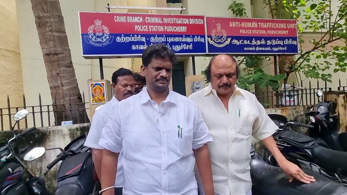 புகார் கொடுத்த தி.மு.க எம்.எல்.ஏக்கள்!